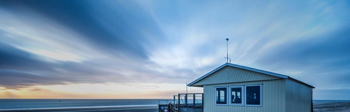 Critical Factors Everyone Must Consider before Investing in a Beach Property