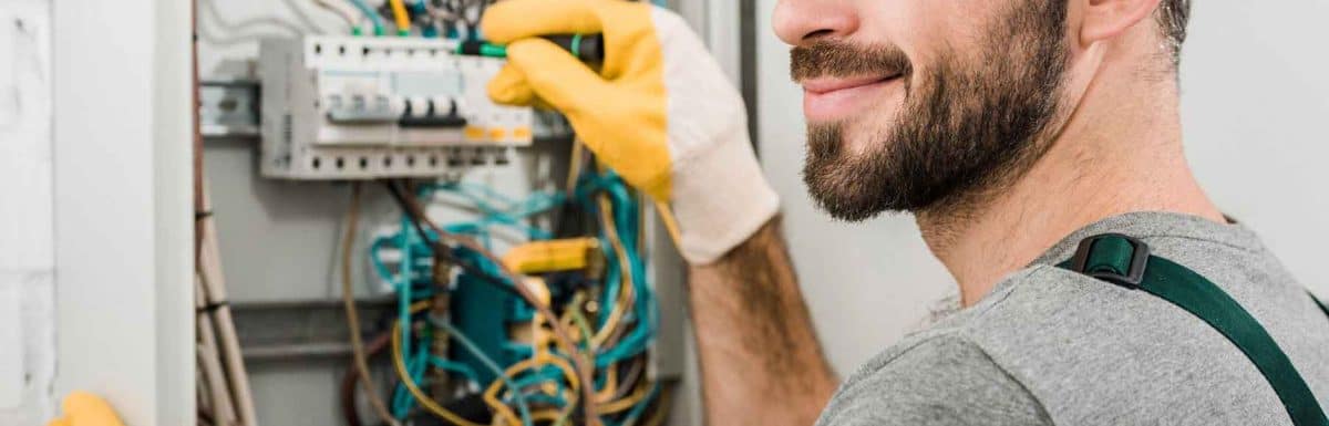 7 Signs of a Good Electrician
