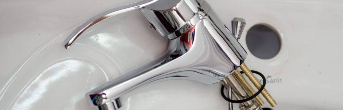 My Kitchen Faucet is Leaking at Base! What Now?