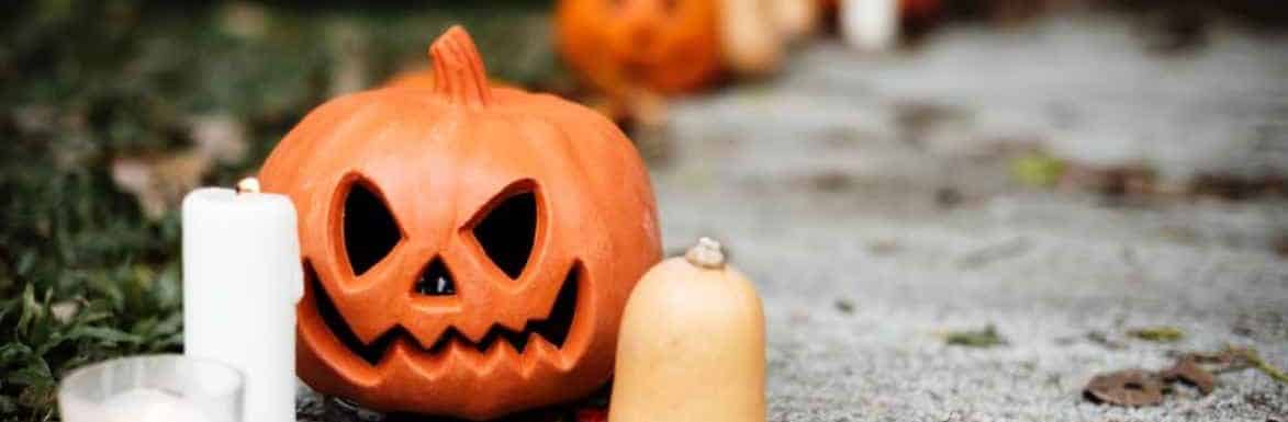 4 Chic and Classy Halloween Decorations You Need This Year